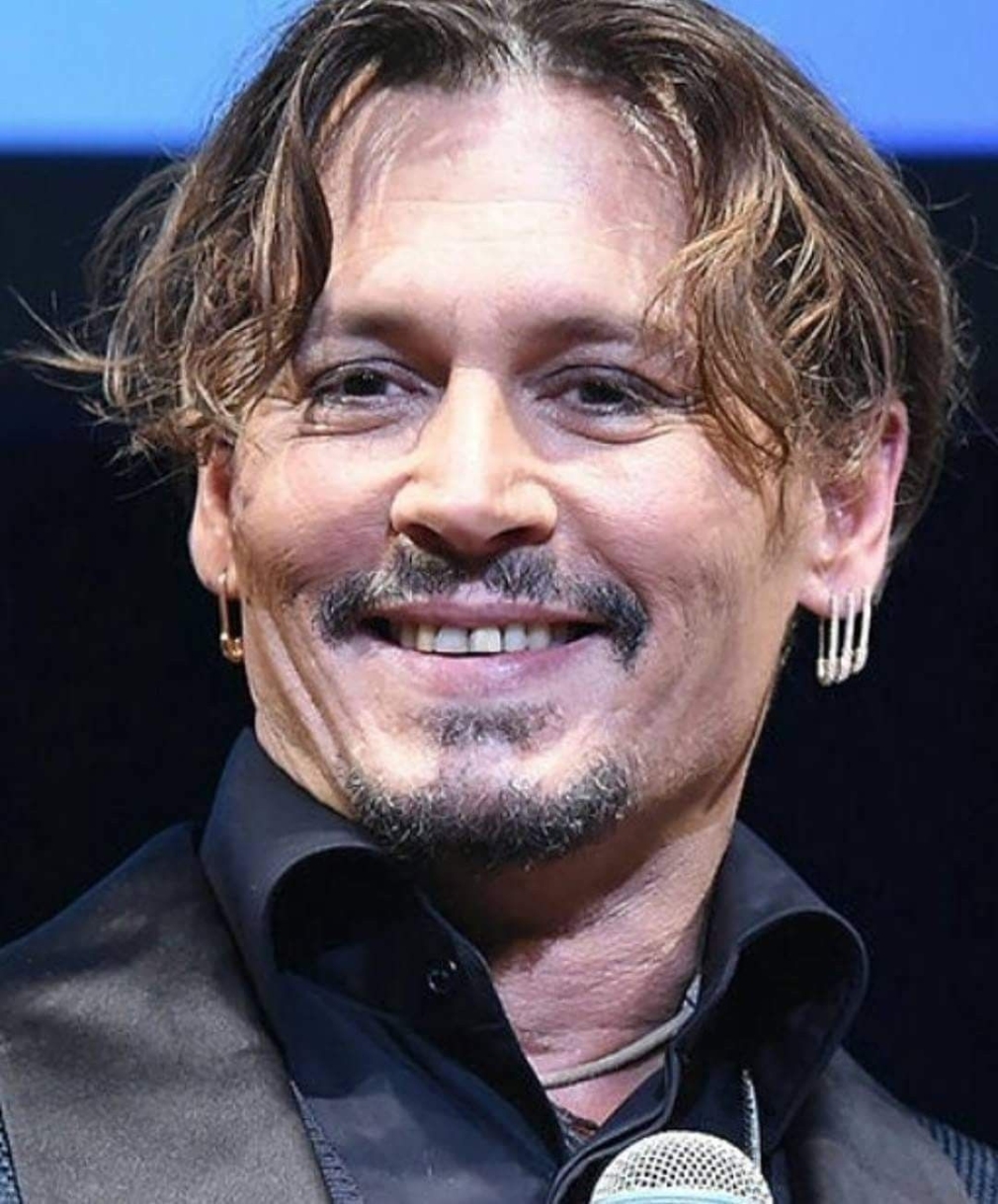 Johnny Depp gets trolled for his rotten teeth at Cannes Celebrity